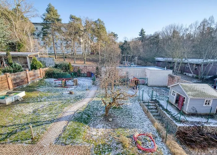 Spacious And Bright Two-bedroom